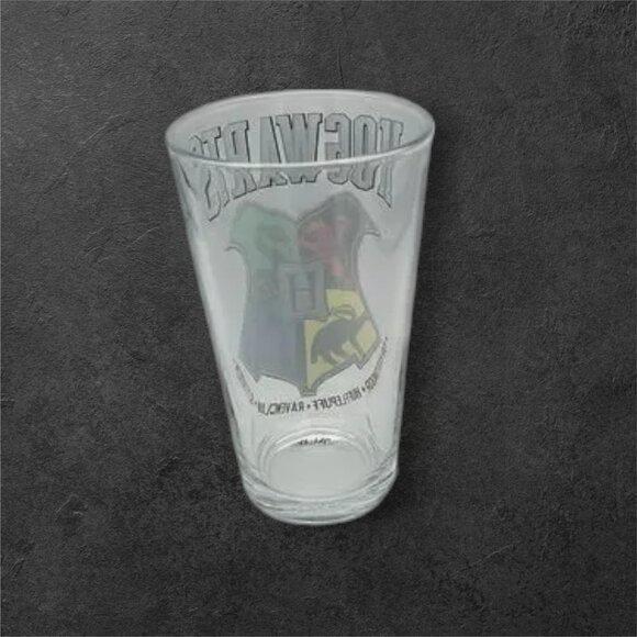 Harry Potter Hogwarts Crest Pint Glass Tumbler 16 oz - Picture 4 of 8